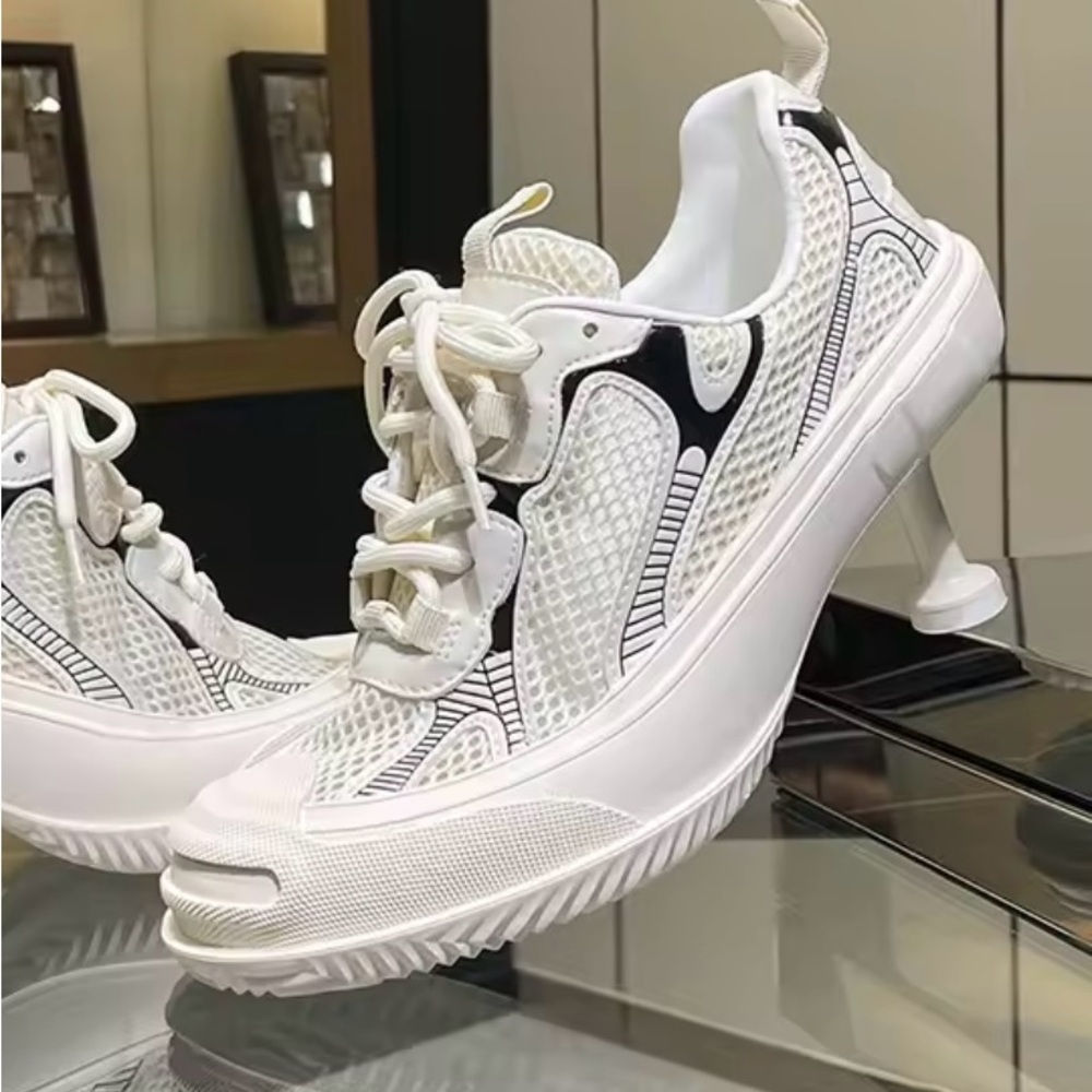 Stylish White Women's Sneakers